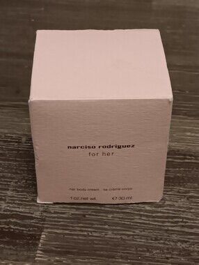 Narciso Rodriguez For Her Body Cream — Pale Pink Box